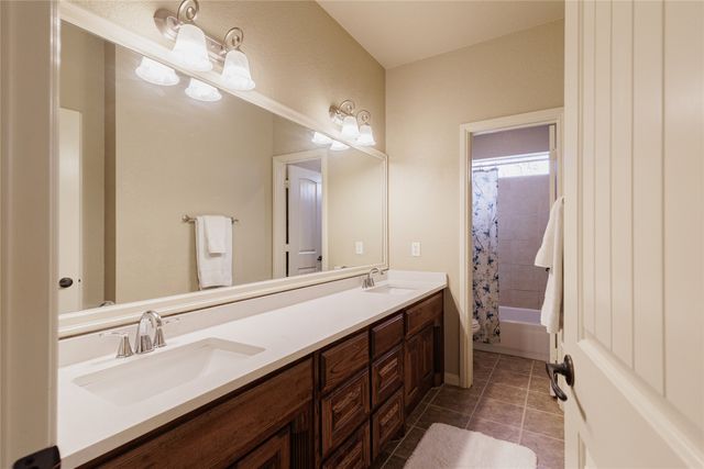 505 Spring Valley Road, Paradise, TX 76073