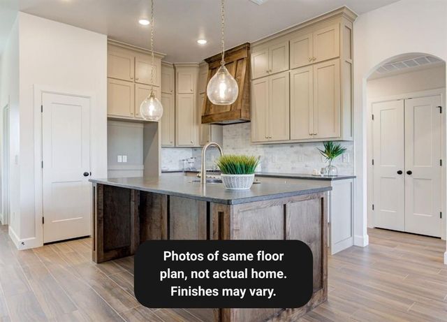 4913 Misty Wood Lane, Mustang, OK 73064