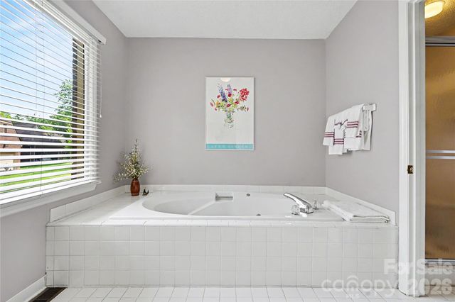 5112 Tedorill Lane, Charlotte, NC 28226
