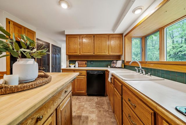 3 Timber Lane, Merrimack, NH 03054