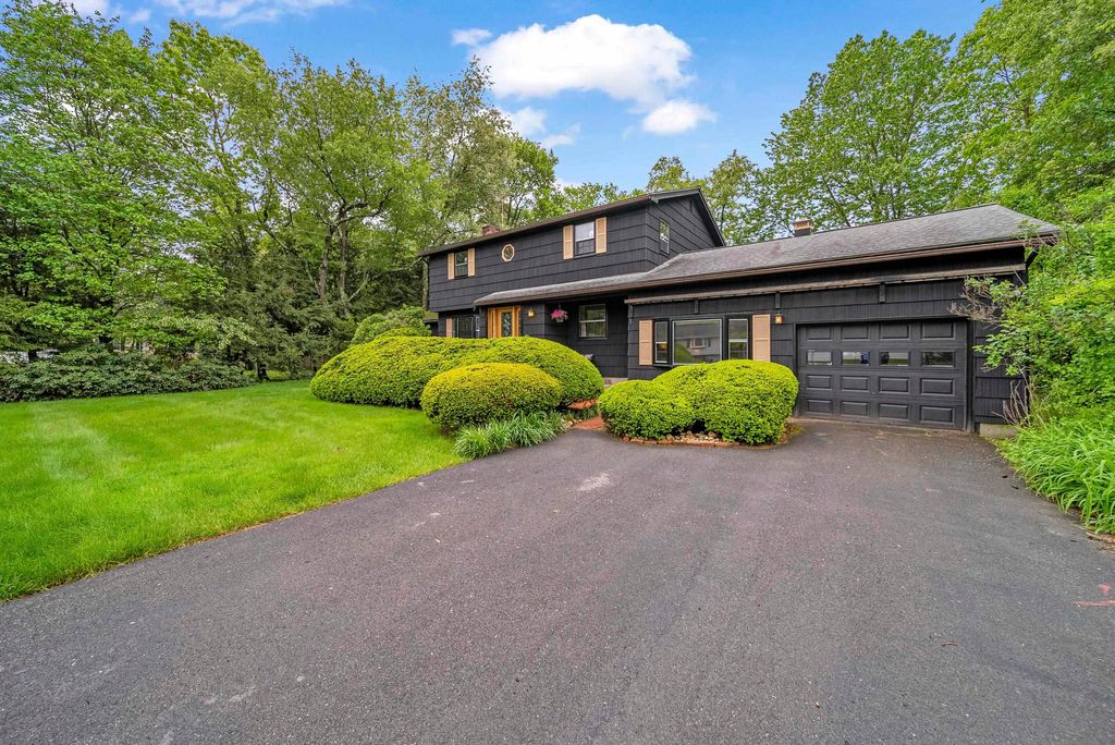 3 Timber Lane, Merrimack, NH 03054