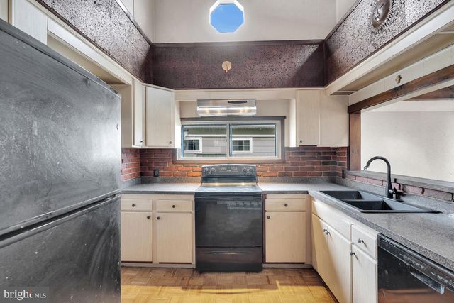 47 S LOCUST AVE, Salem, NJ 08079