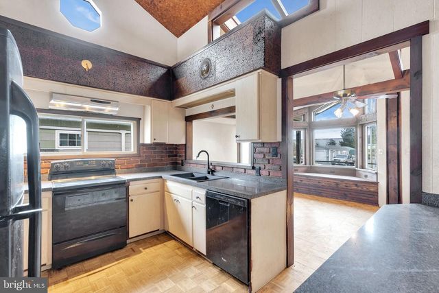 47 S LOCUST AVE, Salem, NJ 08079