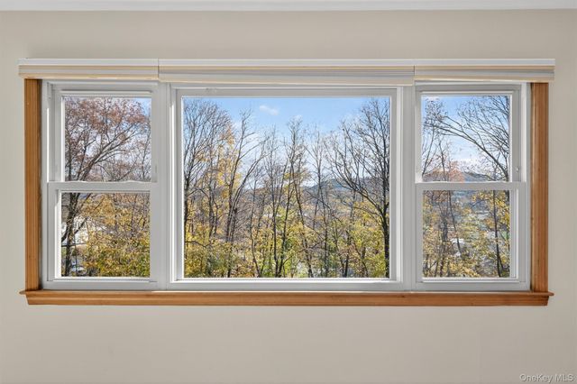 18 Oakland Avenue, Chester, NY 10918