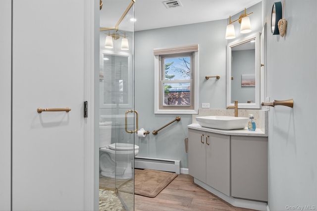 18 Oakland Avenue, Chester, NY 10918