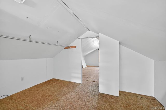 18 Oakland Avenue, Chester, NY 10918