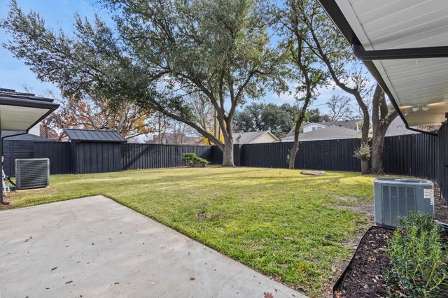 7938 Hillfawn Circle, Dallas, TX 75248