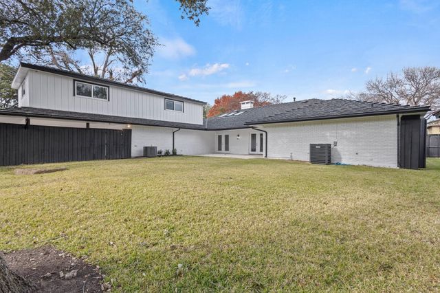 7938 Hillfawn Circle, Dallas, TX 75248