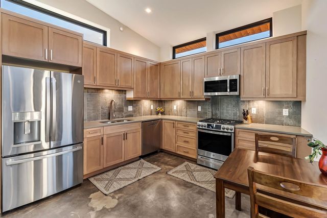 463 Red River Loop, Clifton, CO 81520