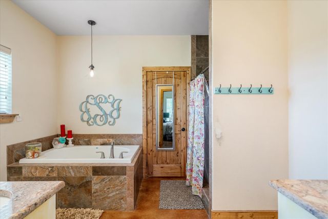 1305 Vz County Road 3821, Wills Point, TX 75169