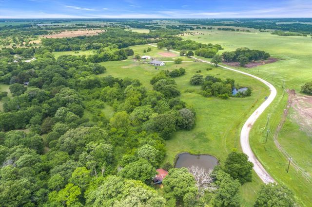 1305 Vz County Road 3821, Wills Point, TX 75169