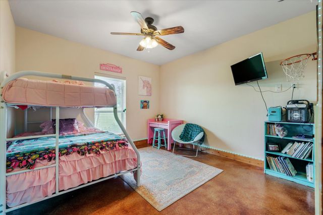 1305 Vz County Road 3821, Wills Point, TX 75169