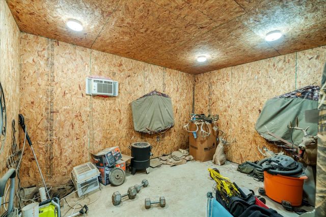 1305 Vz County Road 3821, Wills Point, TX 75169