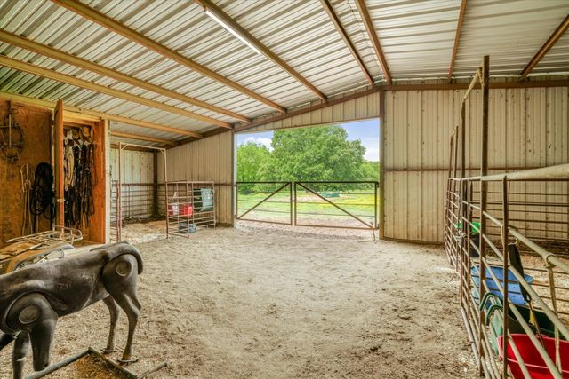 1305 Vz County Road 3821, Wills Point, TX 75169