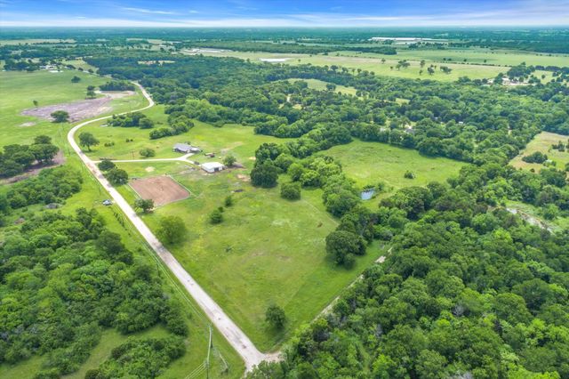 1305 Vz County Road 3821, Wills Point, TX 75169