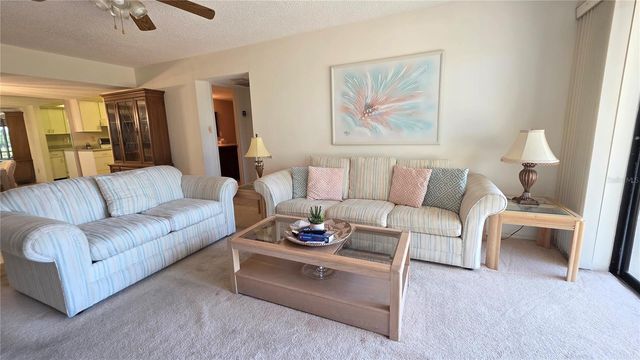 6120 43RD STREET W 102B, Bradenton, FL 34210