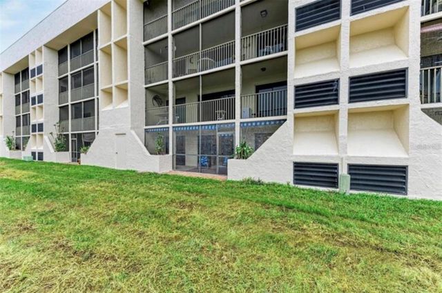 6120 43RD STREET W 102B, Bradenton, FL 34210