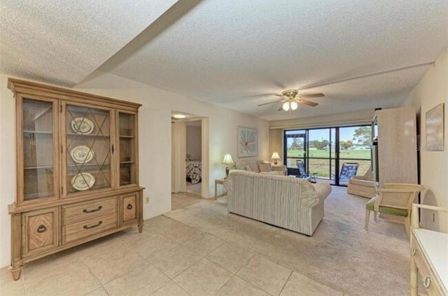 6120 43RD STREET W 102B, Bradenton, FL 34210
