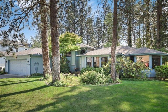 207 W Woodway Ave, Spokane, WA 99218