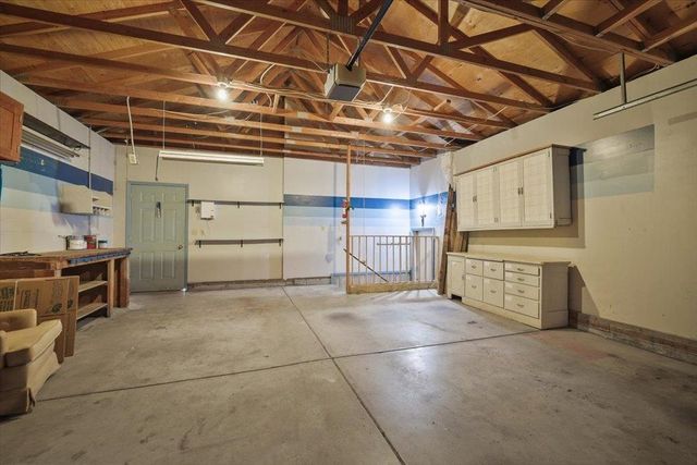 207 W Woodway Ave, Spokane, WA 99218