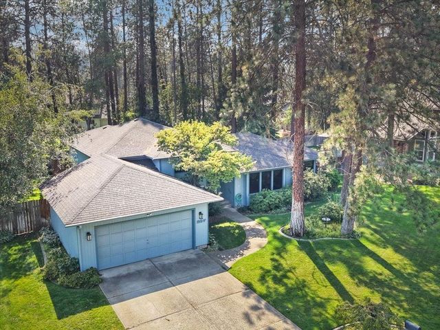 207 W Woodway Ave, Spokane, WA 99218