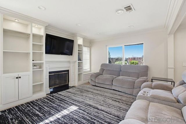 746 Granite Hills Circle, El Cajon, CA 92019