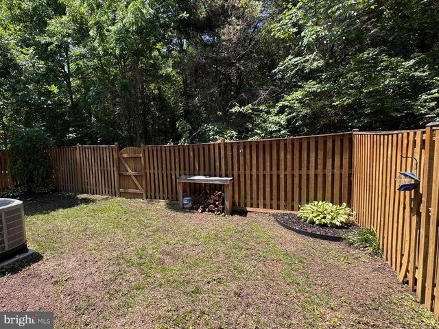 13642 FLYING SQUIRREL DR, Herndon, VA 20171