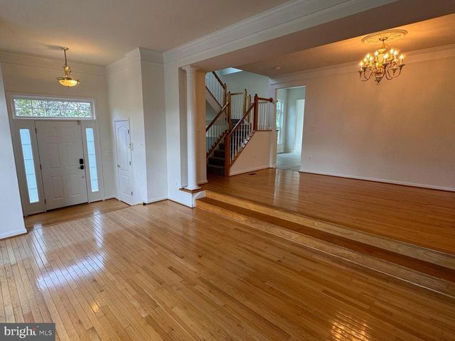 13642 FLYING SQUIRREL DR, Herndon, VA 20171