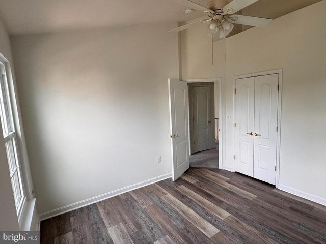 13642 FLYING SQUIRREL DR, Herndon, VA 20171