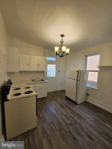 1121 W POPLAR ST, York, PA 17404