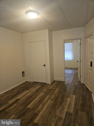 1121 W POPLAR ST, York, PA 17404