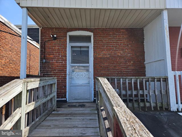1121 W POPLAR ST, York, PA 17404