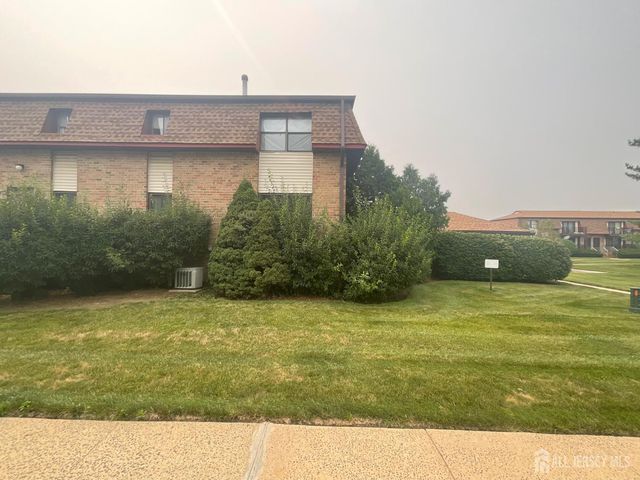 1203 N Oaks Boulevard, North Brunswick, NJ 08902