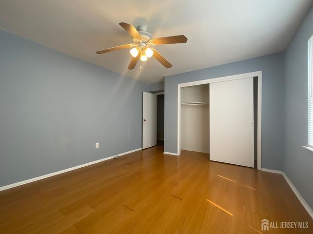 1203 N Oaks Boulevard, North Brunswick, NJ 08902