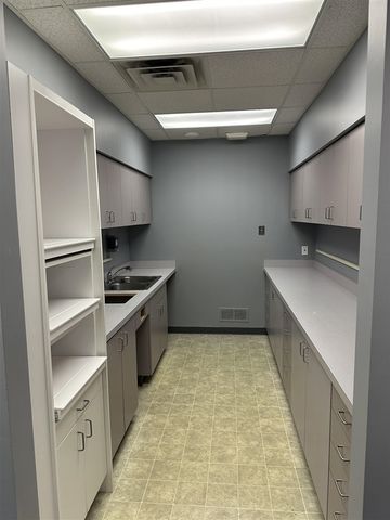 8080 Moorsbridge Road, Portage, MI 49024