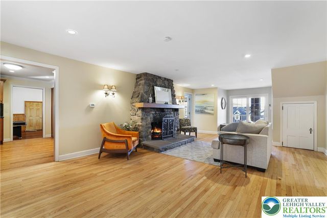 262 Overlook Way, Jackson Twp, PA 18372