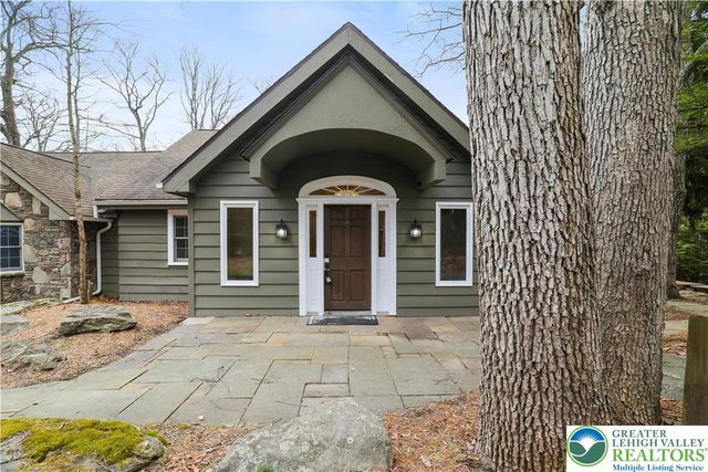 262 Overlook Way, Jackson Twp, PA 18372