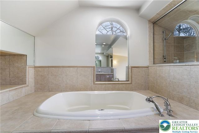 262 Overlook Way, Jackson Twp, PA 18372