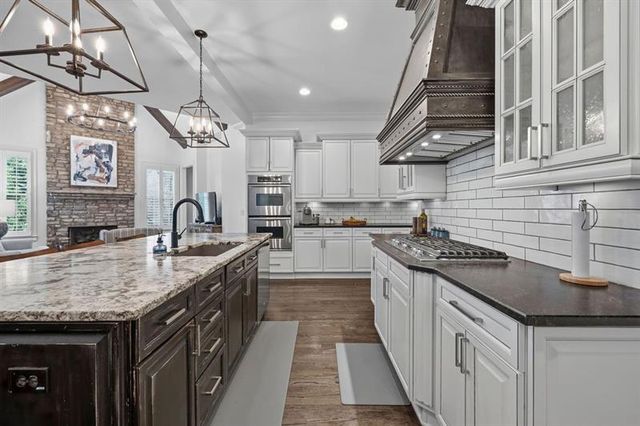 2895 Lassiter Manor Drive, Marietta, GA 30062