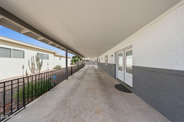 2161 N MIDDLECOFF Drive, Mesa, AZ 85215