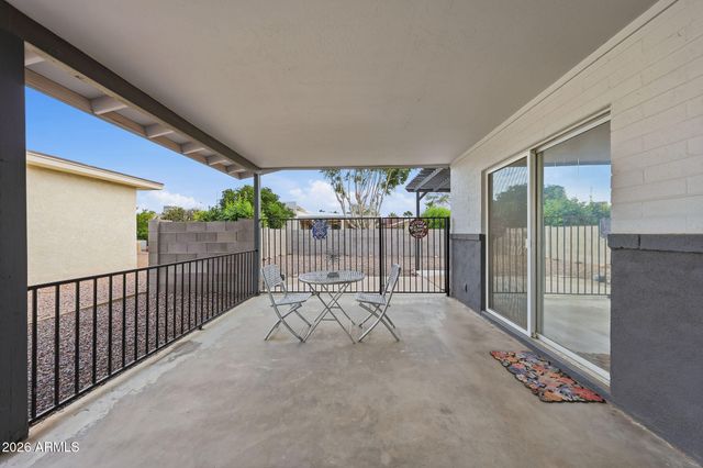 2161 N MIDDLECOFF Drive, Mesa, AZ 85215