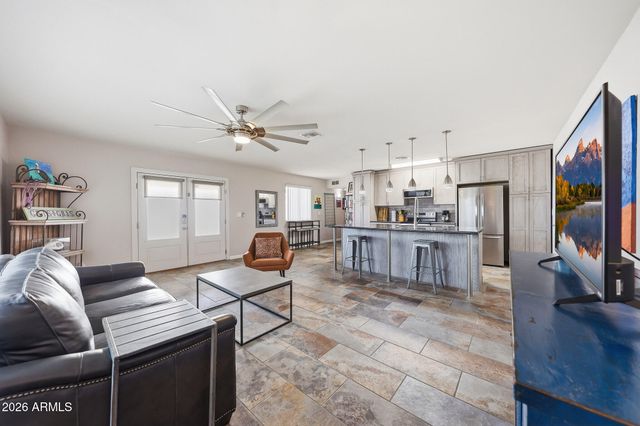 2161 N MIDDLECOFF Drive, Mesa, AZ 85215