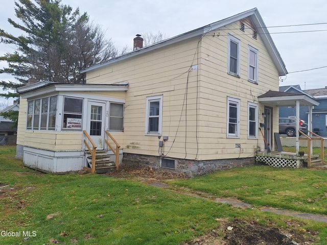 20 Adams Street, Whitehall, NY 12887