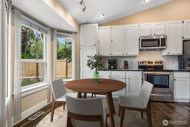 6511 55th Drive NE, Marysville, WA 98203