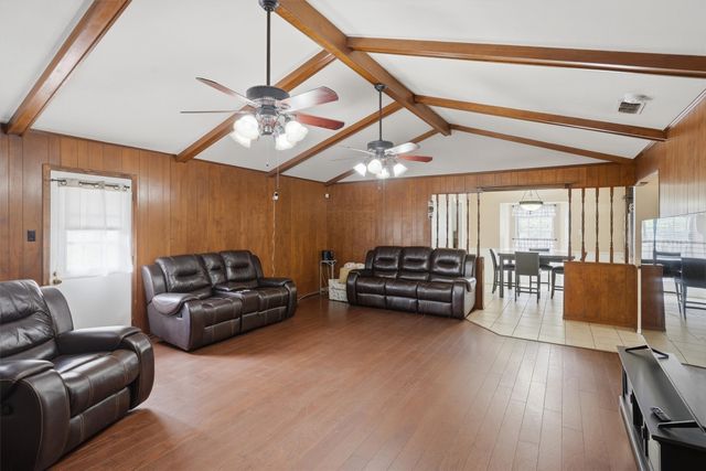 1325 Hemphill Drive, Cleburne, TX 76033