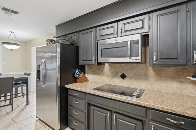 1325 Hemphill Drive, Cleburne, TX 76033