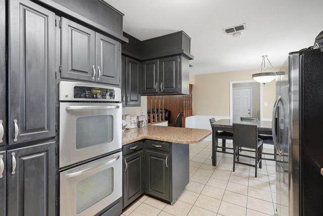 1325 Hemphill Drive, Cleburne, TX 76033