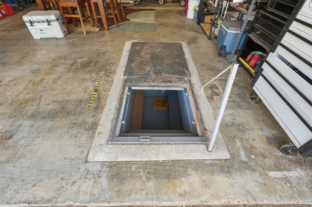 1325 Hemphill Drive, Cleburne, TX 76033