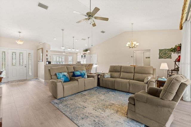 21127 ROYAL ST GEORGES LANE, Leesburg, FL 34748