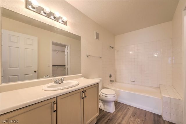 7637 Bauble Avenue, Las Vegas, NV 89128